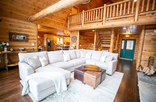 Topton House | Luxury Lakefront Cabin