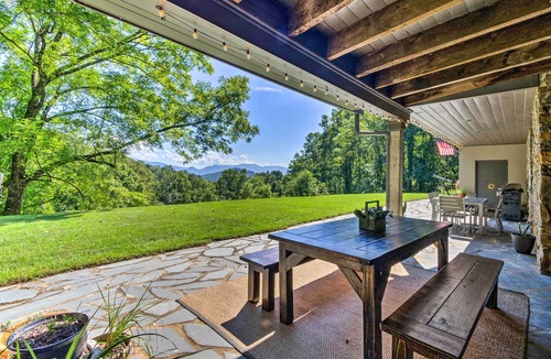 Fairview House | Luxury Lodge on 45 Acres: Patio, Deck & Views!