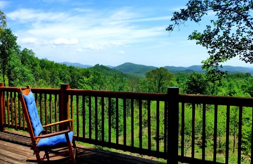 Bostic Cabin | Luxury Log Cabin - Totally Private Gorgeous Mtn View - Pool Table, Darts & more!