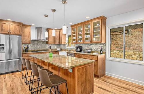 Black Mountain House | Luxury mountain home with hot tub, theater, pool table & million dollar views