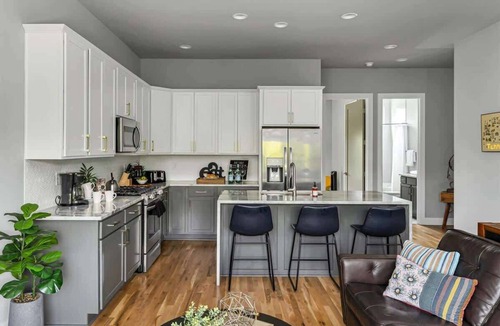 Haynes Area House | Luxury Nashville Rooftop Retreat Sleeps 12
