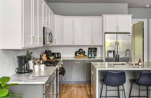Haynes Area House | Luxury Nashville Rooftop Retreat Sleeps 12
