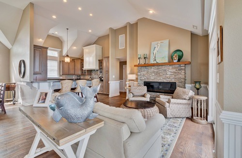 Southern Shores House | Luxury Southern Shores home with Private Pool, Hot Tub with Pool Bar, Game Room, and Theatre Room