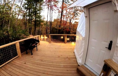 Balsam Grove House | Luxury Spa Dome: Sauna & Hot Tub