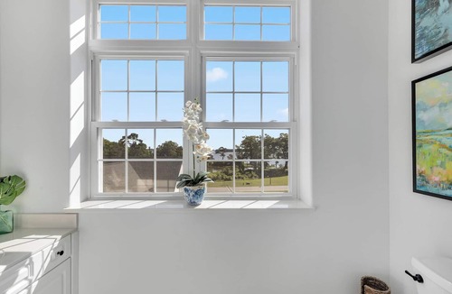 Swansboro Condo | Luxury Stay- Downtown Swansboro with River Views!