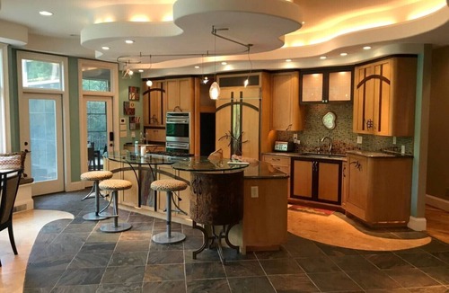 Raleigh Villa | LUXURY VILLA IN A LUXURIOUS NEIGHBORHOOD IN CARY/RALEIGH