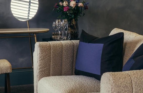 New Town Hotel | Lyla Rooms