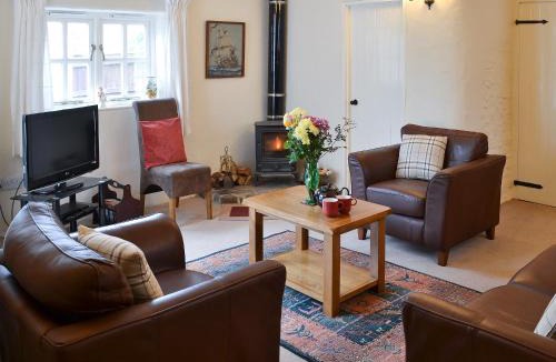 Bideford House | Lynches