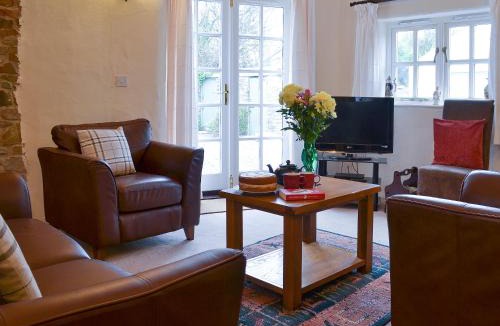 Bideford House | Lynches
