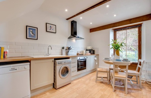 Lynmouth Apartment | Lynton, Devon, 2 Bed 2 Bath Penthouse Apartment, amazing views over Lynmouth Bay