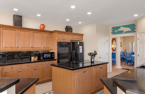 Corolla House | Magicality: Private Pool, Hot Tub, Elevator