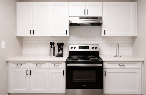 Shannon Villa | Magnolia Haus Hoover | King + Queen Stay