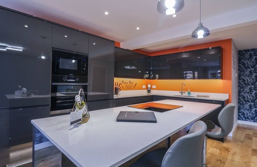 Caversham Cottage | Magnolia House