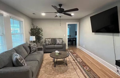 Graham House | Main Stay!