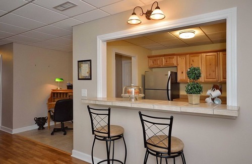 Arden Apartment | Mama Dee's Hide Away! Your home while in Asheville NC