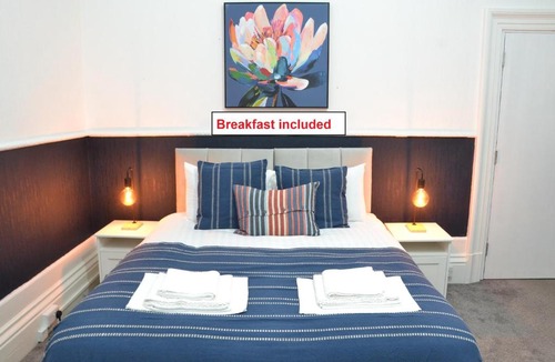 Ashton-under-Lyne House | Manchester Ashton Suites