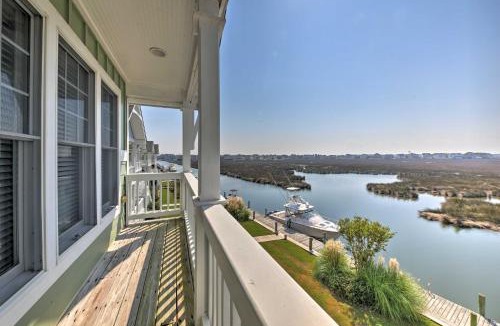 Manteo House | Manteo Waterfront Resort Home with 30-Ft Dock!