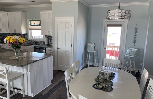Topsail Beach House | Margaritaville -New Oceanfront Home w/Elevator & Reverse Floor Plan 3,000 sq ft