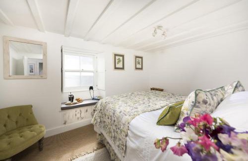 Mousehole House | Mariners Cottage, Mousehole