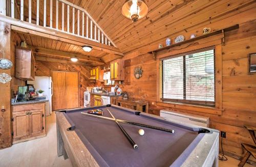 Wolf Laurel House | Mars Hill Cabin with Pool Table about 2 Mi to Wolf Ridge
