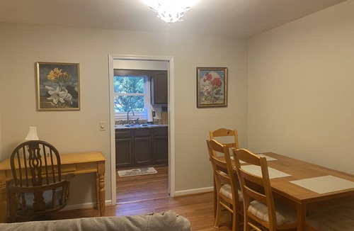 West Meade Cottage | Maxwell House