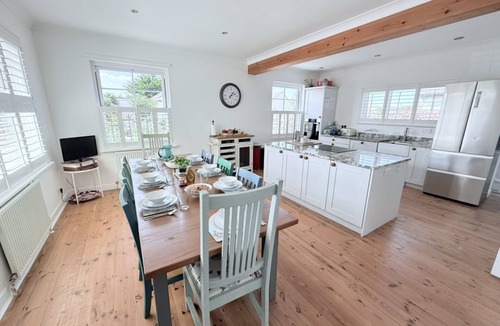 Widemouth Bay House | Meadow View in Widemouth Bay