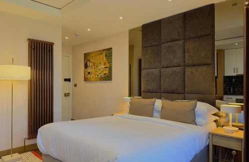 Exeter House | Melbury Rooms & Studios