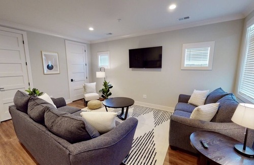 Melrose Apartment | Melrose Flats ☆ Minutes from 12th South & Broadway Unit 301