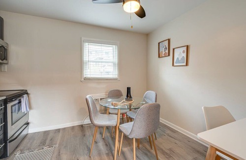 Melrose Apartment | Melrose Studio - Pool & Free Parking Near Downtown
