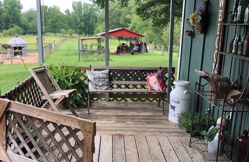 Stokes Apartment | Mel’s Country Cottage
