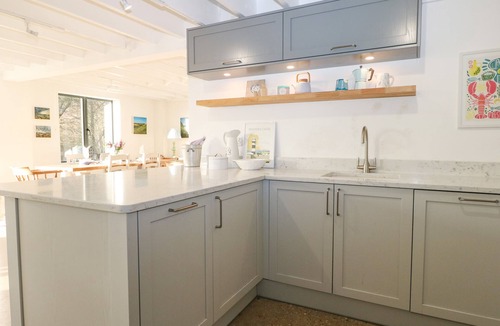 Meonstoke House | MEON BOSCAGE, pet friendly, luxury holiday cottage in Meonstoke