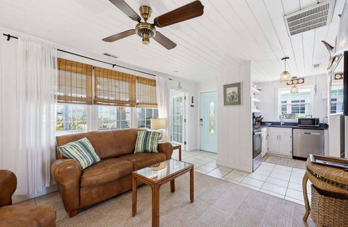 Atlantic Beach Cottage | Mermaid Cove: Minutes to beach