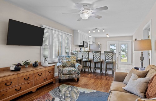 Harkers Island Condo | Mi Faro (My Lighthouse) Unit A