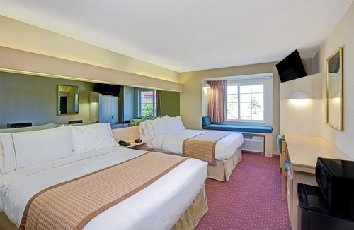 Burlington Hotel | Microtel Inn & Suites by Wyndham Burlington