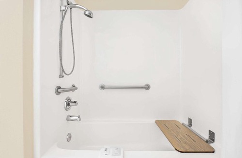 Franklin Hotel | Microtel Inn & Suites by Wyndham Franklin