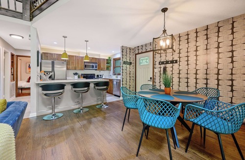 Northwest Raleigh House | Mid-Century Fairytale Cabin ✦ Best Coffee Station for Miles!