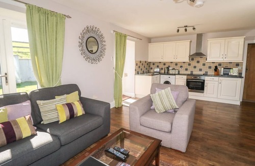 Launceston House | Middle Barn, Launceston