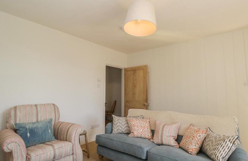 Ebbesborne Wake House | Middle Cottage
