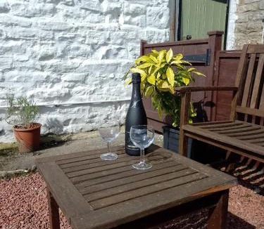 Eastgate House | Middlehope Cottage