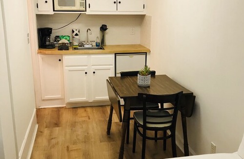 Flat Rock Apartment | Mill House Lodge - Studios