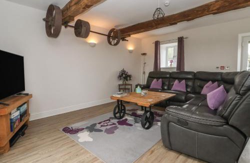 Harrogate House | Miller's Wheel
