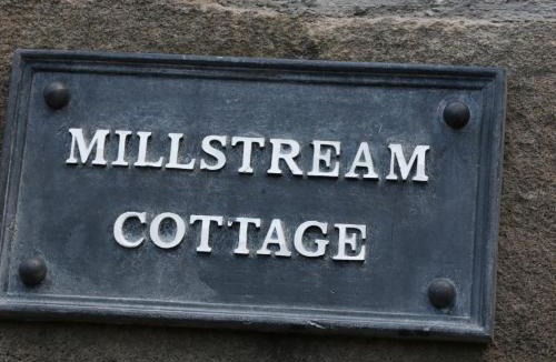 Castleton House | Millstream Cottage