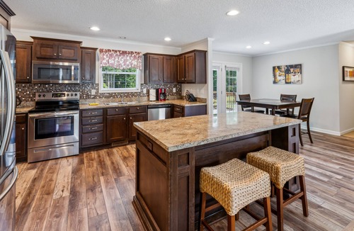 Waxhaw House | Minnie's Place is 3 min from historic DT Waxhaw, Mill bridge & Walnut Creek
