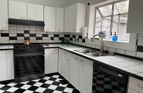 Greensboro Apartment | Mins to Downtown - Spacious Home