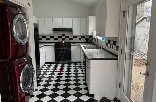 Greensboro Apartment | Mins to Downtown - Spacious Home