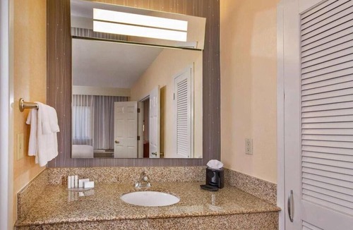 University Place Resort | Minutes to Charlotte Motor Speedway! Outdoor Pool, Pet-friendly Property!