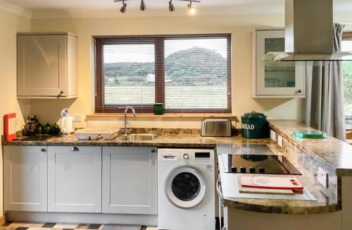 Brora House | Mirodon