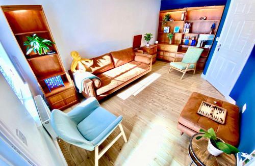 Blyth House | #MirrorSands