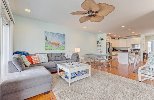 Kure Beach House | 🌊Mission SEA Accomplished🌊 Ocean Views, Private Grill, Steps 2 Beach