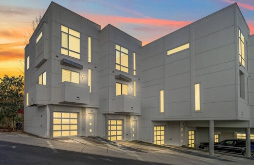 Wesley Heights House | Modern 1-BR Condo — Stylish Stay Near Uptown CLT!